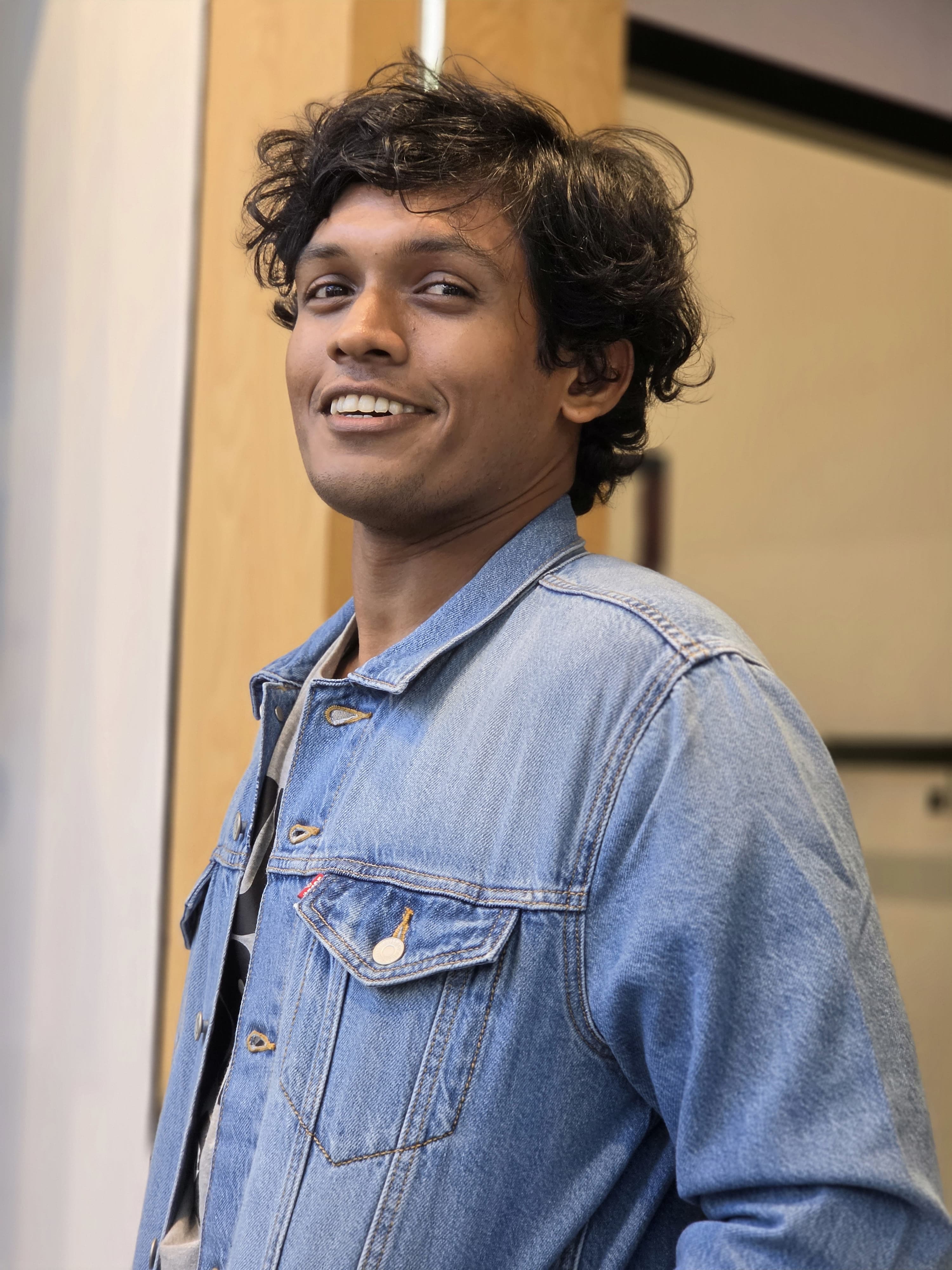Lakindu portrait